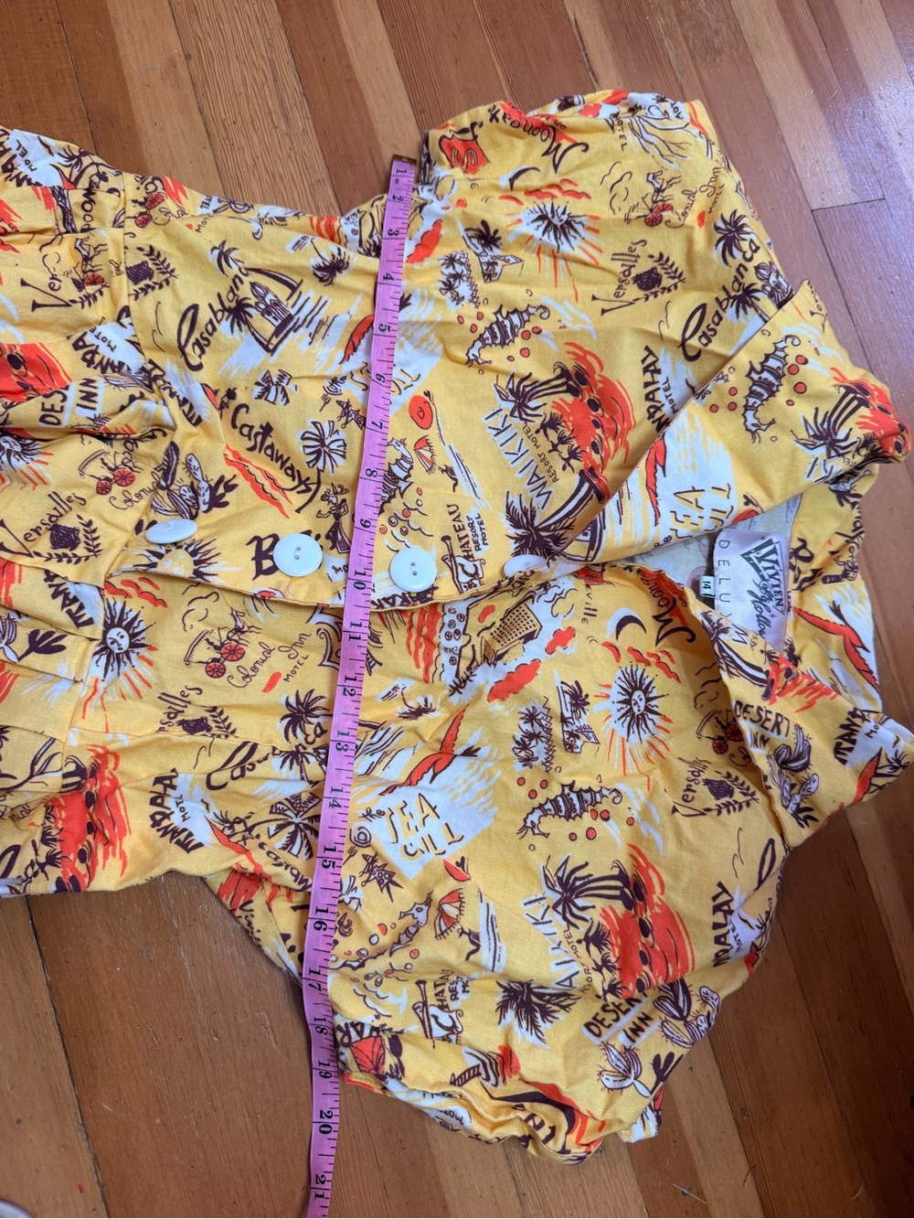 Vivien of Holloway Rockabilly pinup tiki Yellow Printed Shirt Dress with Buttons - Picture 6 of 7